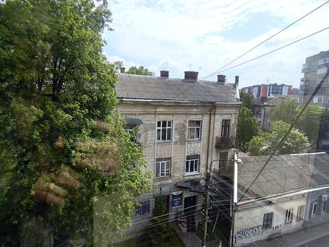 квартира за адресою Євгена Коновальця вул., 102