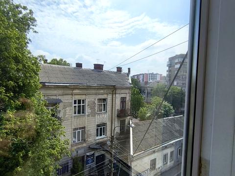 квартира за адресою Євгена Коновальця вул., 102
