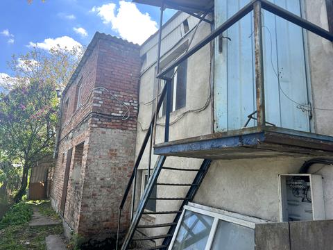 комерційна за адресою Заярна вул., 7