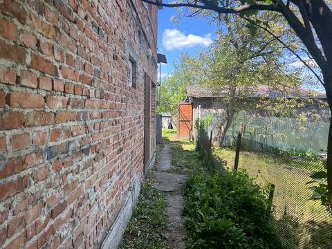 комерційна за адресою Заярна вул., 7