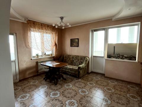 квартира за адресою Анни Ахматової вул., 48