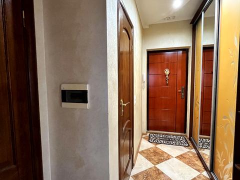 квартира за адресою Анни Ахматової вул., 48
