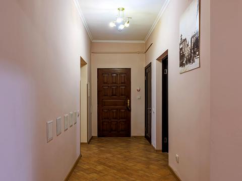 комерційна за адресою Максима Кривоноса вул., 25
