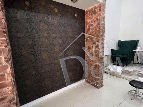 комерційна за адресою Футуристів пров., 3