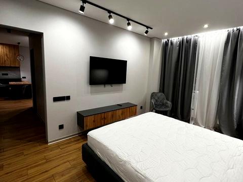 квартира за адресою Салютна вул., 2к23