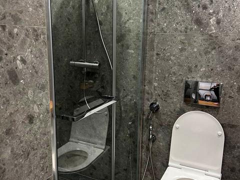 квартира за адресою Салютна вул., 2к23