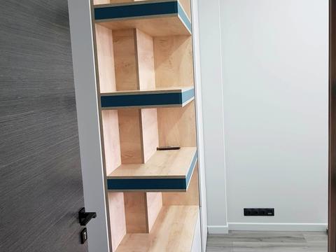 комерційна за адресою Саксаганського вул., 37-К