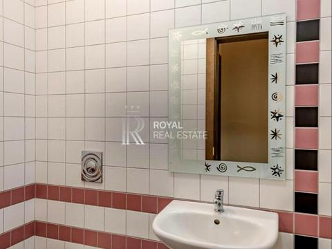 комерційна за адресою Дегтярівська вул., 33