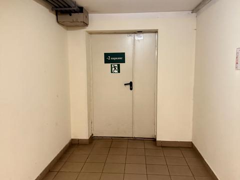 паркомісце за адресою Голосіївський просп. (40-річчя Жовтня), 58