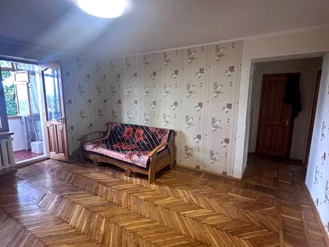 квартира за адресою Князя Володимира Великого просп., 69