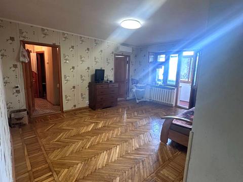 квартира за адресою Князя Володимира Великого просп., 69