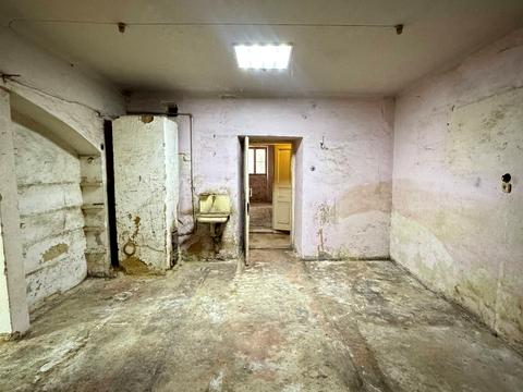 комерційна за адресою Кониського, 9а