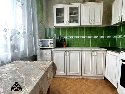 квартира за адресою В'ячеслава Чорновола вул., 42-Б
