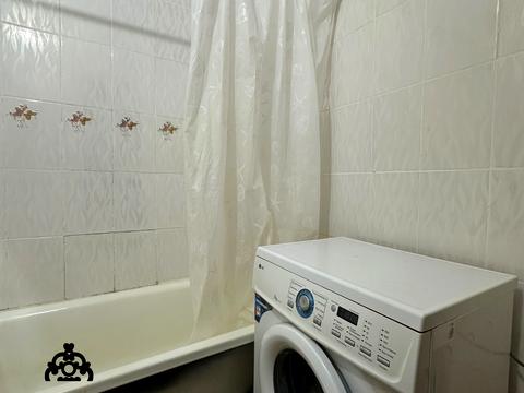 квартира за адресою В'ячеслава Чорновола вул., 42-Б
