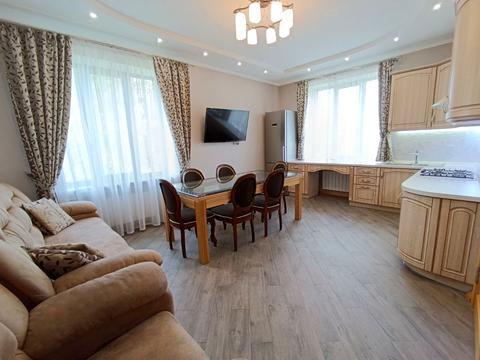 квартира за адресою Новодарницька вул., 28/9