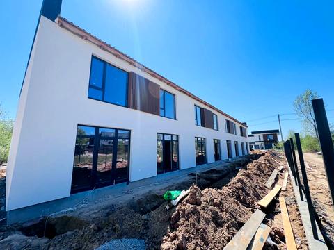 будинок за адресою с. Петропавлівська Борщагівка, Дружби бульв.