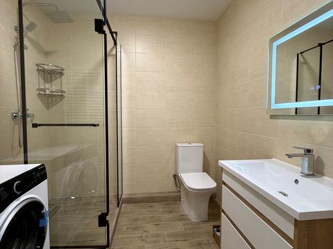 квартира за адресою Степана Бандери вул., (Будинок 4)