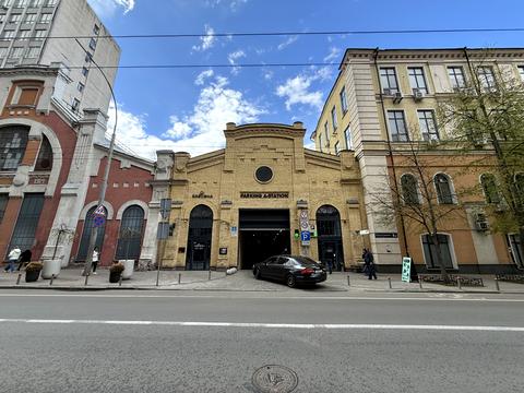 комерційна за адресою Князів Острозьких вул. (Московська), 8