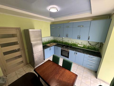 квартира за адресою Андрія Мельника вул., 10 к2