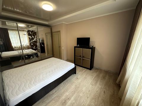 квартира за адресою Андрія Мельника вул., 10 к2