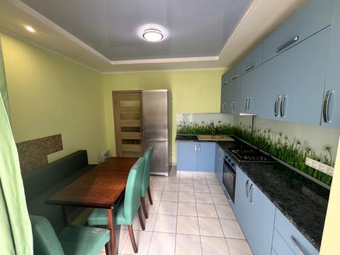 квартира за адресою Андрія Мельника вул., 10 к2