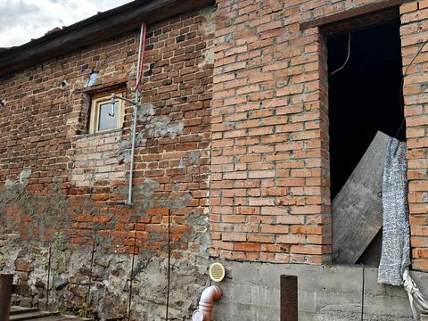 участок по адресу Набережна, 20