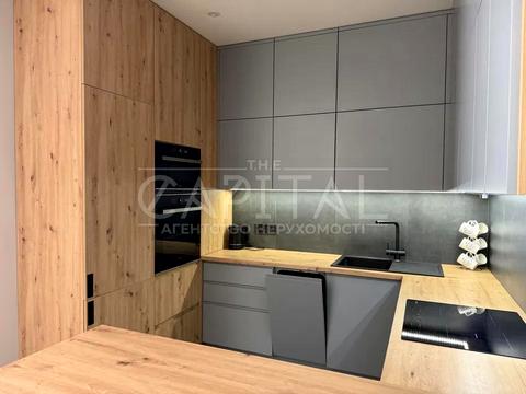 1865725271556228