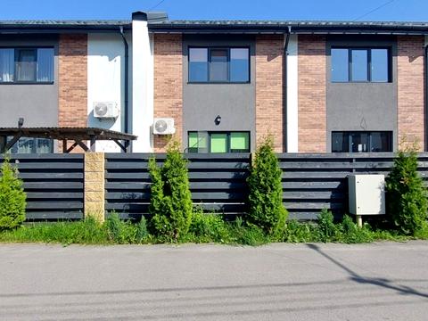 дом по адресу Січових стрільців