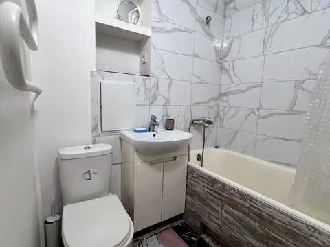 квартира за адресою Київ, Остафія Дашкевича вул. (Курнатовського), 5