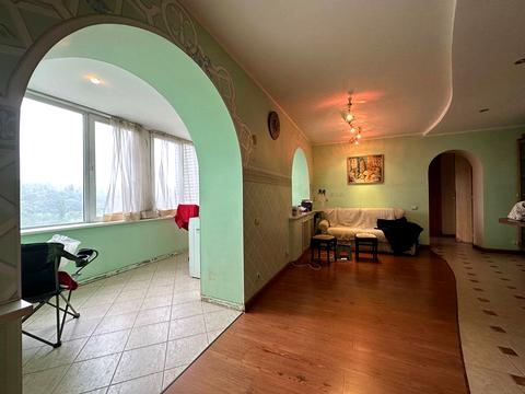 квартира за адресою Казимира Малевича вул. (Боженка), 83