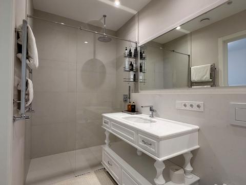 квартира за адресою Виноградна вул., 47