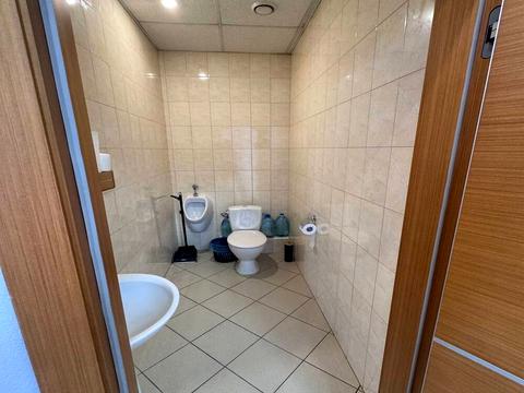 комерційна за адресою Королеви Єлизавети ІІ вул. (Глинки), 2