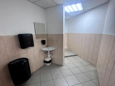 комерційна за адресою Королеви Єлизавети ІІ вул. (Глинки), 2