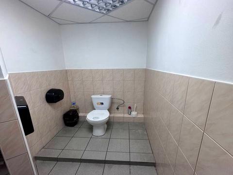 комерційна за адресою Королеви Єлизавети ІІ вул. (Глинки), 2