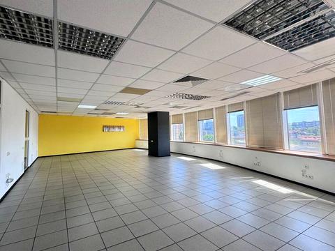 комерційна за адресою Королеви Єлизавети ІІ вул. (Глинки), 2