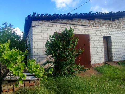 будинок за адресою Космонавтів вул.