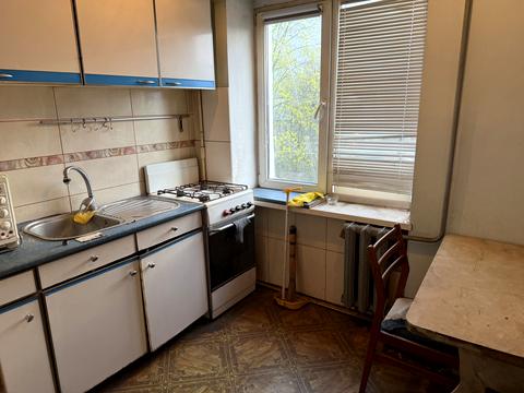 квартира за адресою Електровозна вул., 9