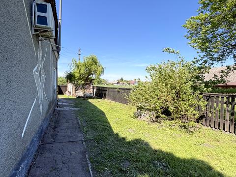 комерційна за адресою Центральна, 28а