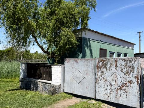 комерційна за адресою Центральна, 28а