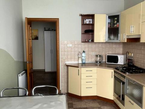 квартира за адресою Чорновола вул., 11а