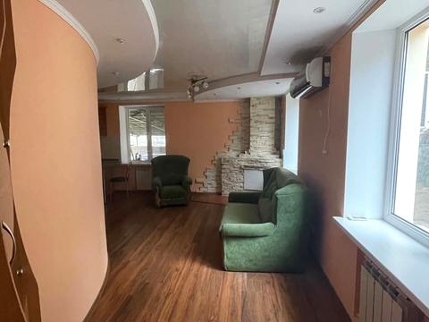 комерційна за адресою Фестивальна вул., 19Д