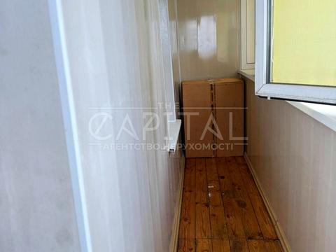 квартира за адресою Святошинська пл., 1