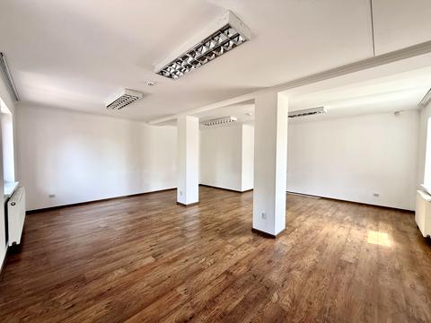 комерційна за адресою Дністрянська вул., 7