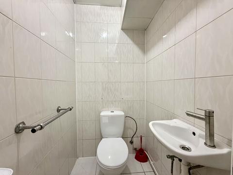 комерційна за адресою Дністрянська вул., 7