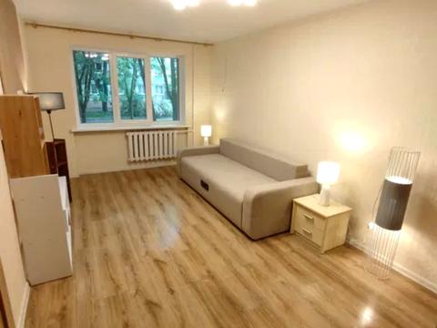 квартира за адресою Лахтинська вул., 4
