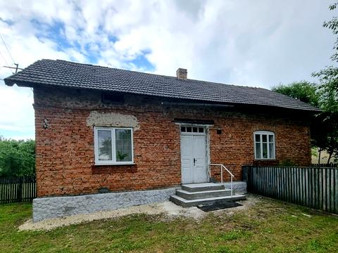 будинок за адресою с. Болотня, Хмельницького