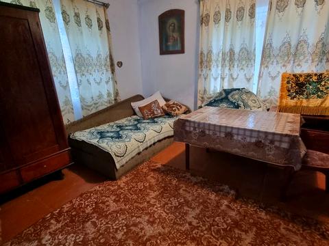 будинок за адресою с. Болотня, Хмельницького