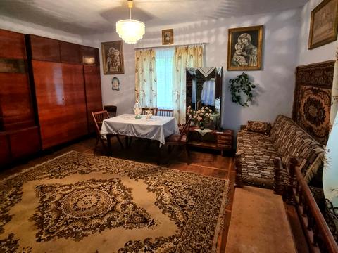 будинок за адресою с. Болотня, Хмельницького