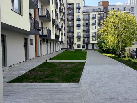 комерційна за адресою Щирецька вул., 30