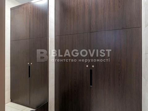 комерційна за адресою Валерія Лобановського просп., 144